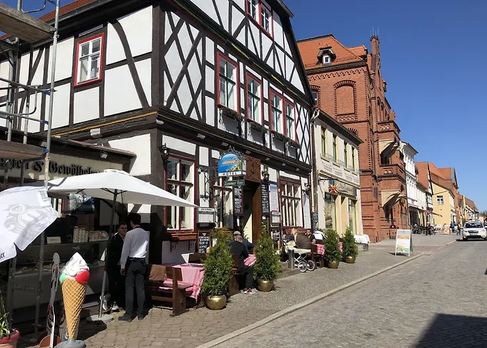 Am Rathaus Adii