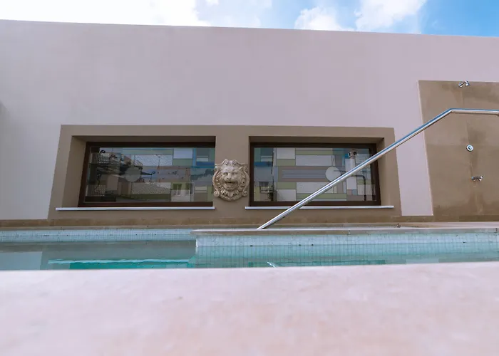 Casa Palacio María Luisa