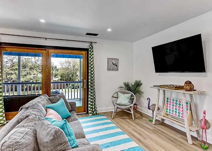 Villa: Deja Blue A