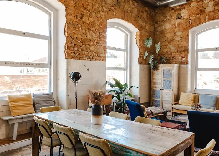 Lx Hostel