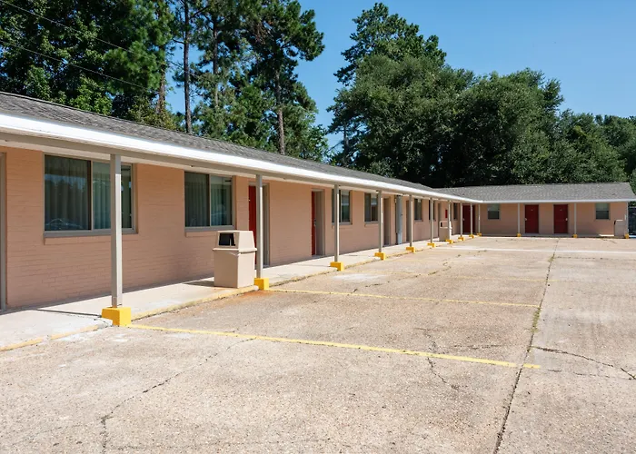 Motel: Budget Inn & Suites Baton Rouge
