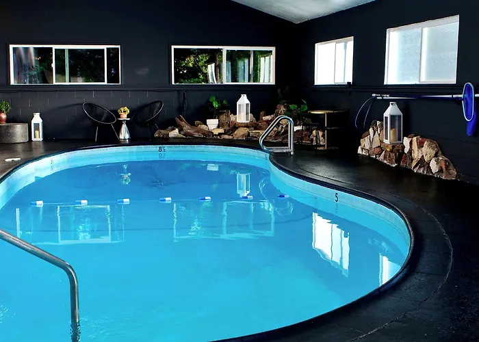 Sierra Blue & Swim Club