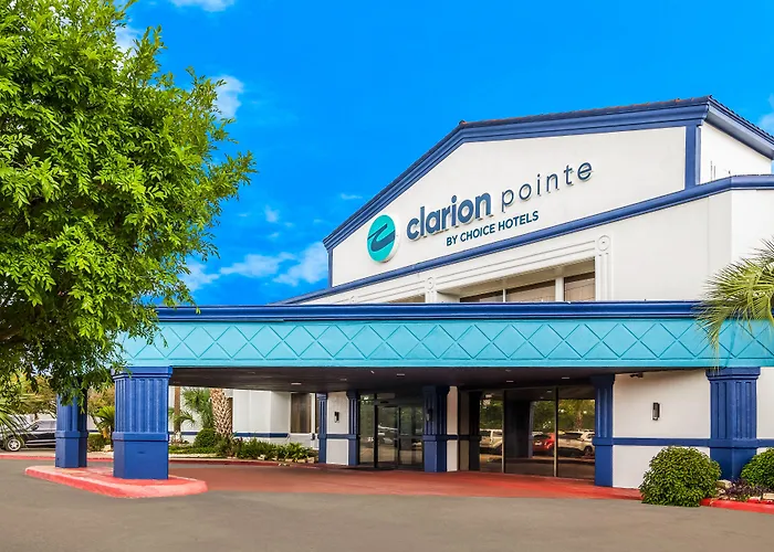 Clarion Pointe Lake Jackson - Clute