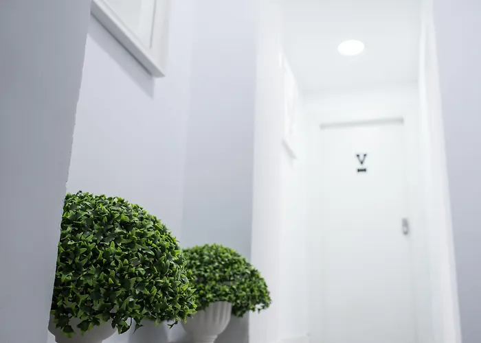 Ayz Frailes - Auto Check-In Property (Adults Only)