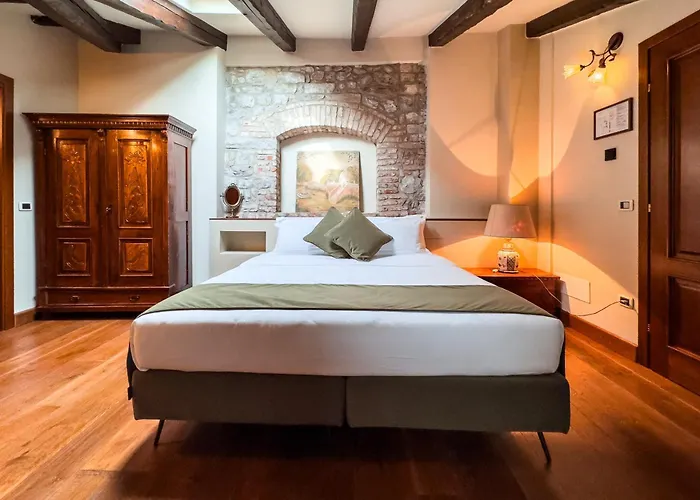 Hotel 4 stelle: 1448 Antica Dimora Al Merlo Bianco