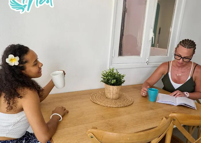 Ostello: Cisne By Nest Hostel