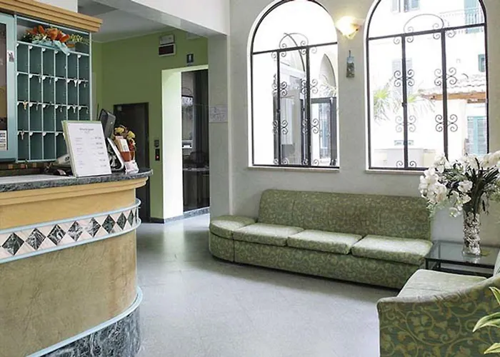 Hotel Ester Safer