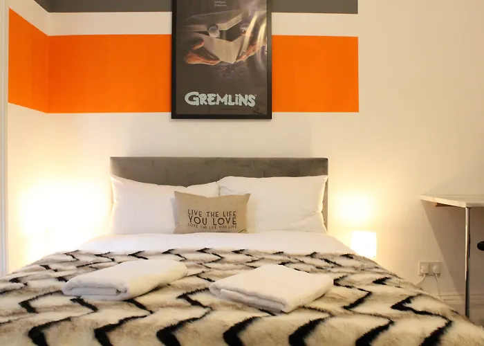 Guest house: St Peter'S Shared House