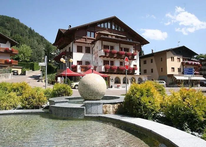 Hotel 3 stelle: Hotel Eccher