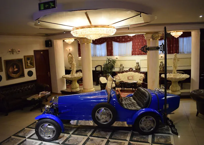 Luxury hotel only: Queen'S Astoria Design Hotel