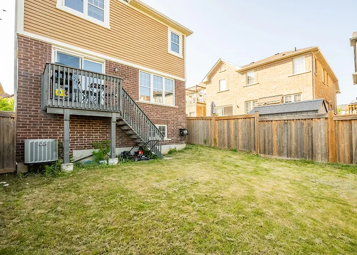 Globalstay 3 Bedroom House With Parking Brampton
