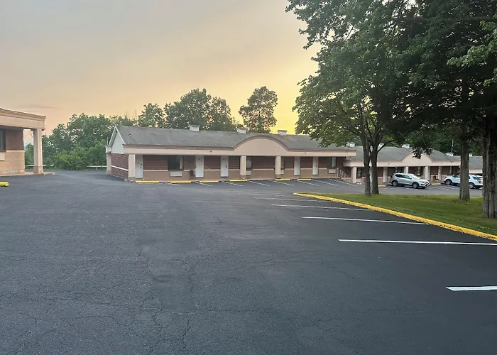 Golf hotels Kingston Motel