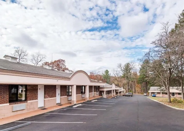 Golf hotels Kingston Motel
