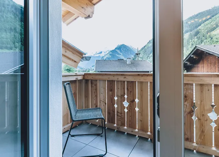 M1 - Mountain Living