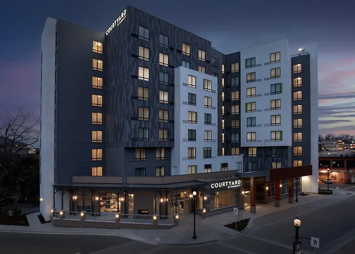 Courtyard By Marriott Nanaimo