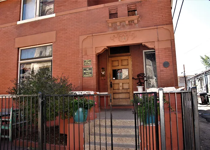 B&B only: Off Broadway B & B