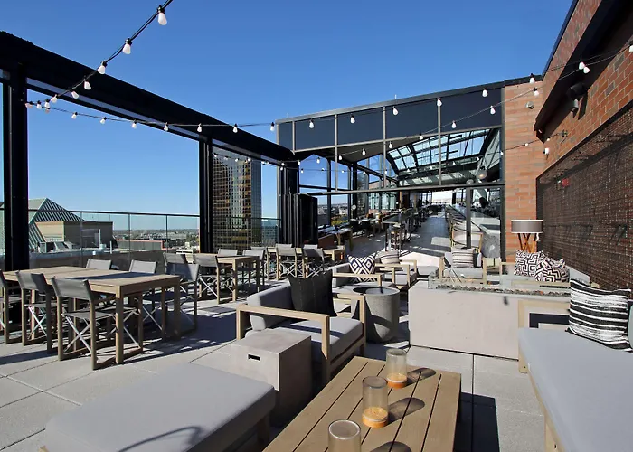 Hotel suites Canopy By Hilton Columbus Downtown Short North