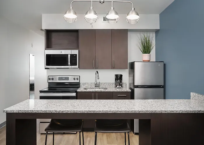 Stayapt Suites Charlotte North