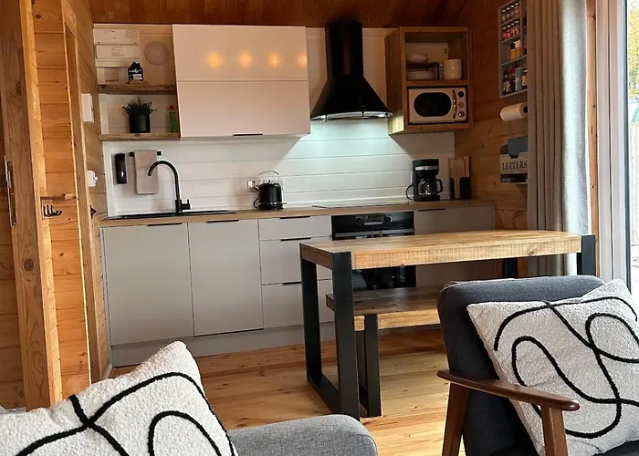 The Cabin Log Fire Cosy Home