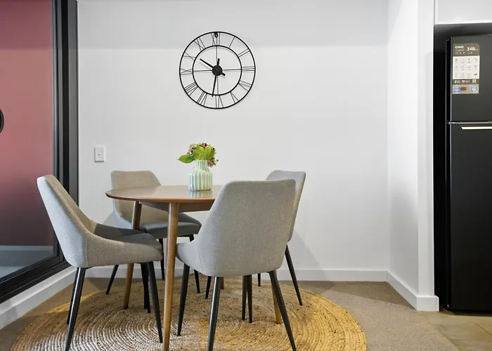 Comfort City View Apartment Central Adelaide