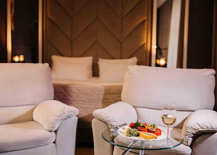 Hotel: Flowers Hotel