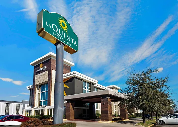 La Quinta By Wyndham Dallas I-35 Walnut Hill Ln