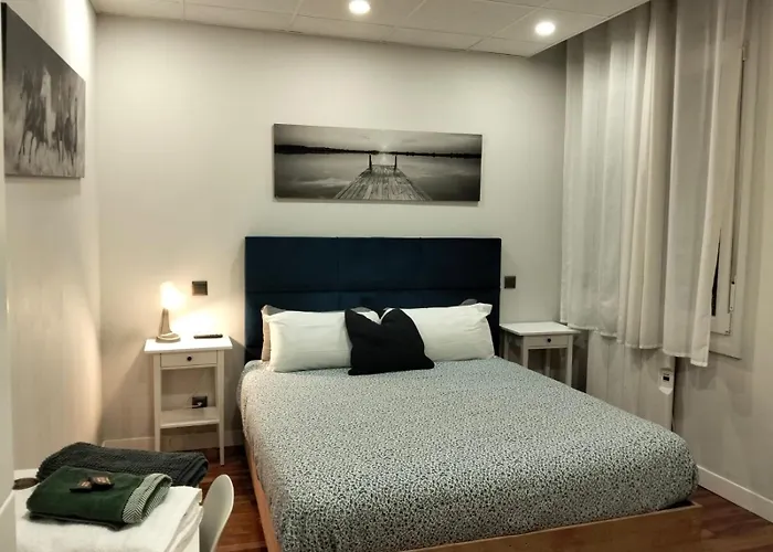 Hotel cerca del colegio: Pensión Guggenheim Riverview HBI01297