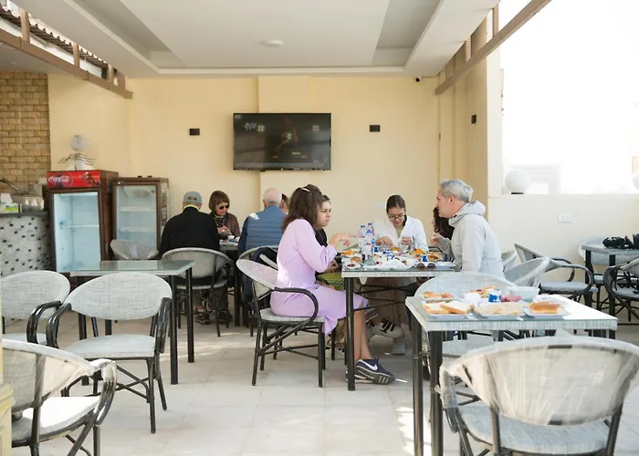 Royal Cairo Hotel
