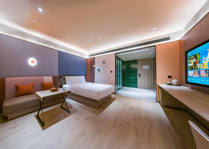 Orange Hotel Shanghai Pujiang Lianhang Road
