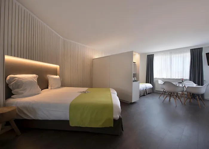 4 star hotel: Flanders Hotel