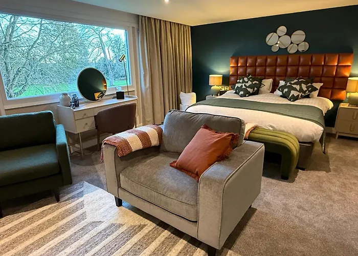 Hotel: The Conningbrook Hotel