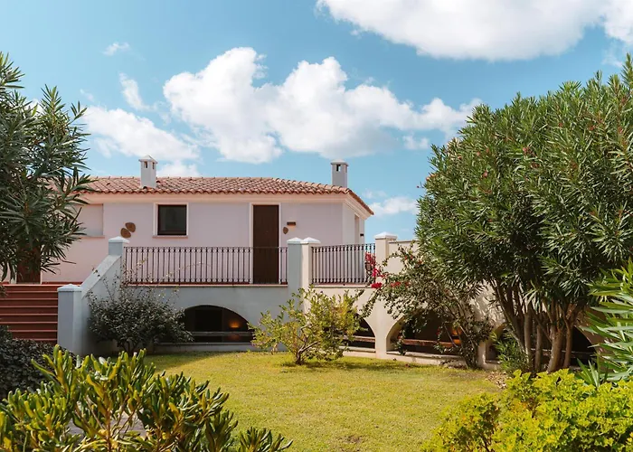  Mangia'S Santa Teresa Sardinia, Curio Collection By Hilton