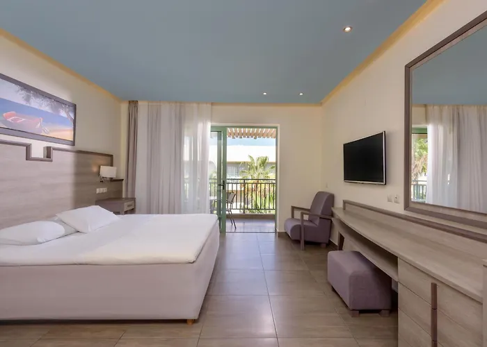 Star Beach Village & Water Park