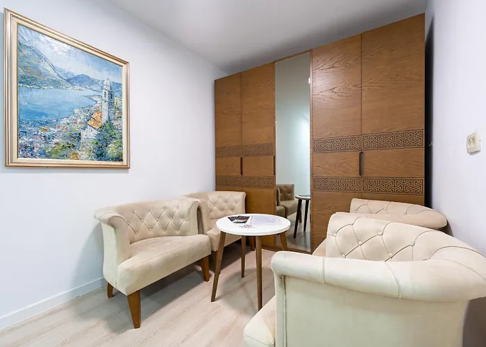 Hotel Adrovic