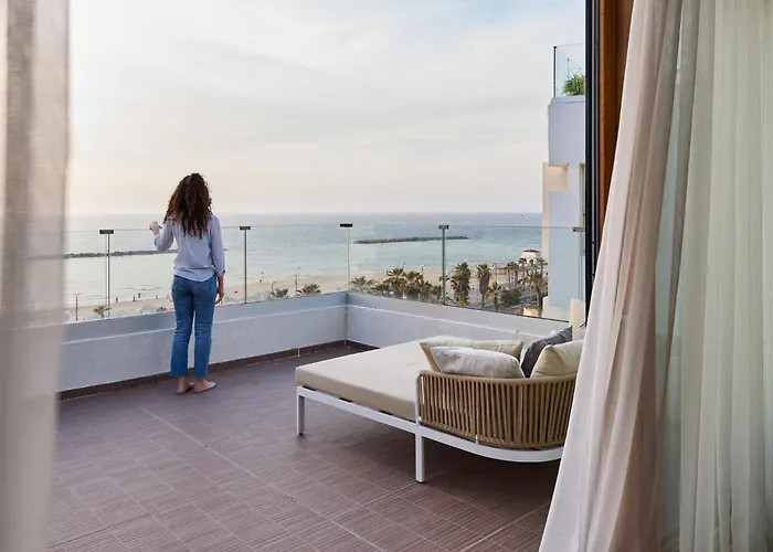 Jewel Beachfront Boutique Hotel