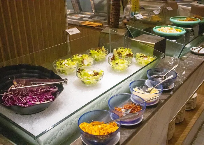 Central hotel: Shenzhen Grand Skylight Garden Hotel