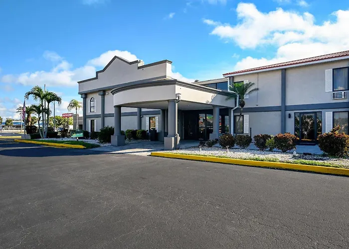 Cheap hotel: Quality Inn Fort Myers Cape Coral