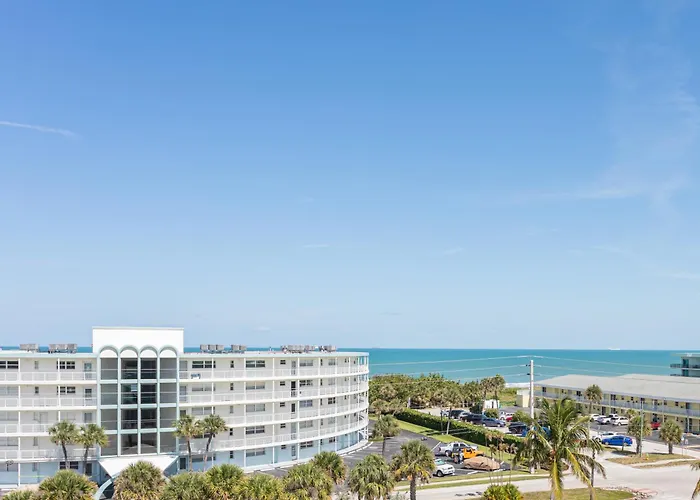 Beachside Hotel & Suites Cocoa Beach - Port Canaveral
