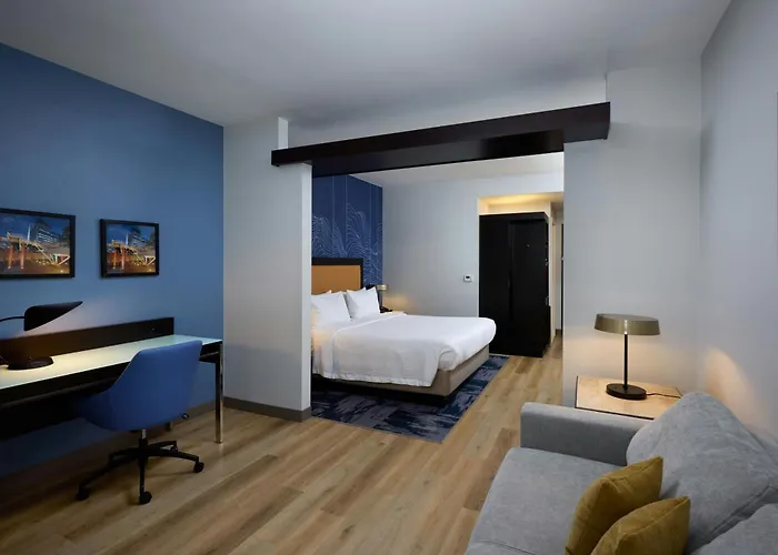 Hotel with view: Fairfield Inn & Suites By Marriott Denver Downtown