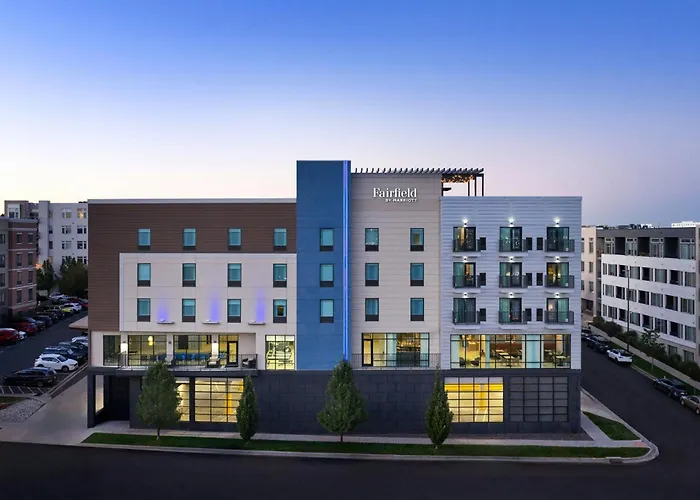 Hotel with view: Fairfield Inn & Suites By Marriott Denver Downtown