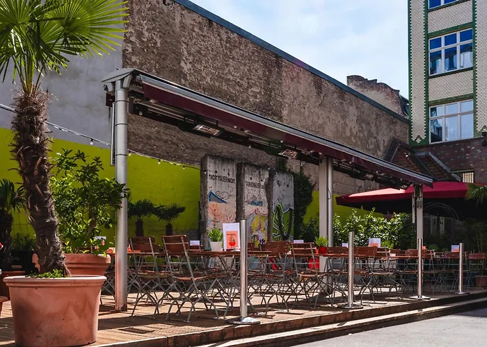 Ballhaus Berlin Hostel