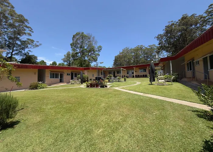 Motel: Major Innes Motel