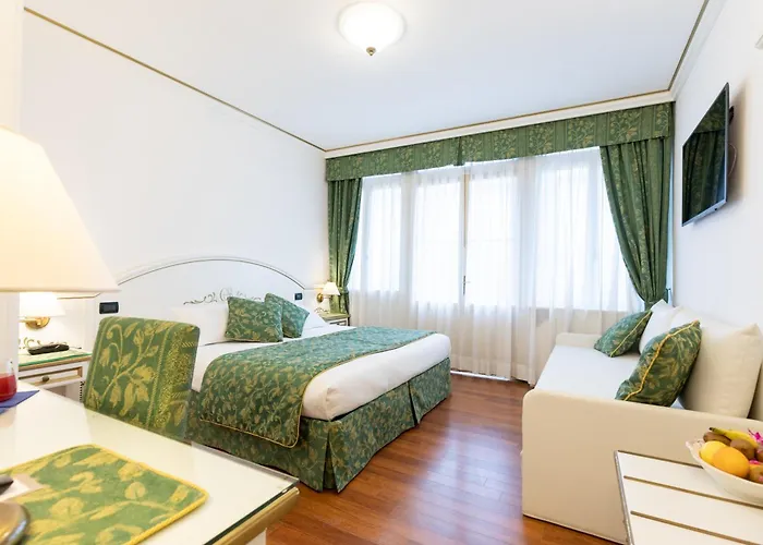 Hotel Croce Bianca
