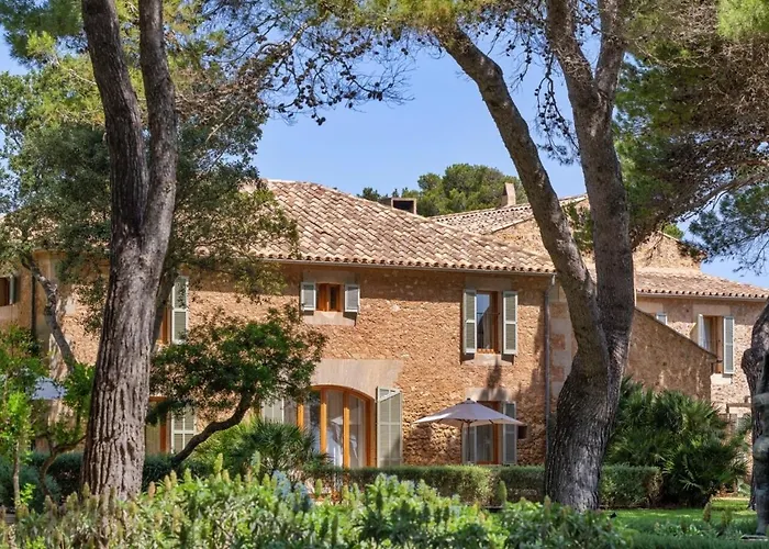 Can Simoneta - Adults Only