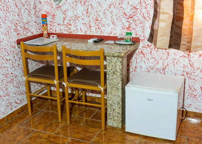 Alojamento com o café da manhã Apenas: Pousada Santa Anna