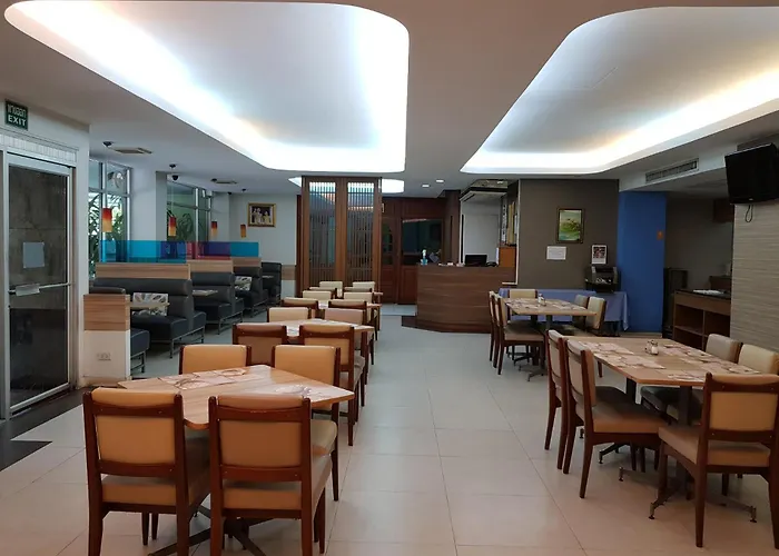 Cheap hotel: Florida Hotel