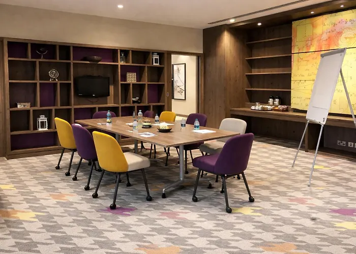 Cheap hotel: Hampton By Hilton Oxford