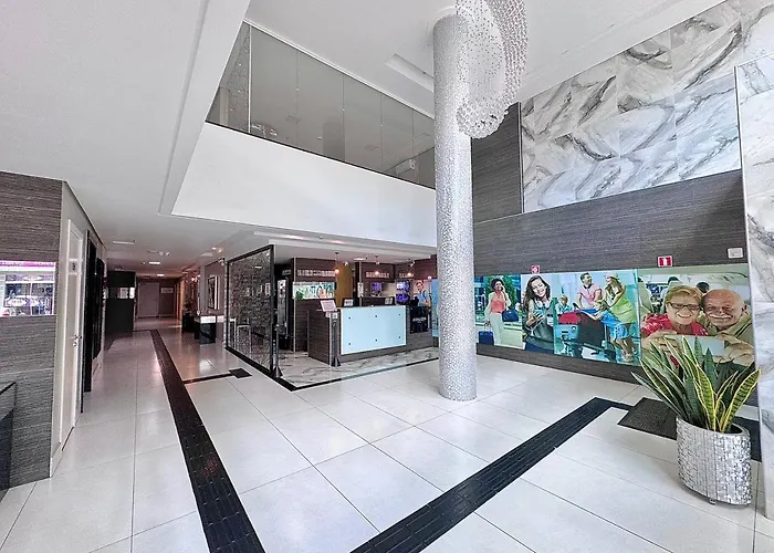 Hotel para famílias: Hotel Avalon Maringá Econômico