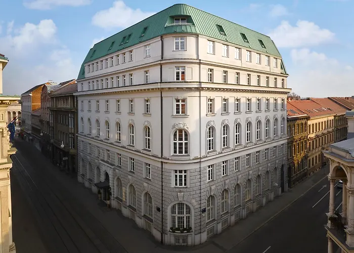 Hotel familiar: Hotel Capital