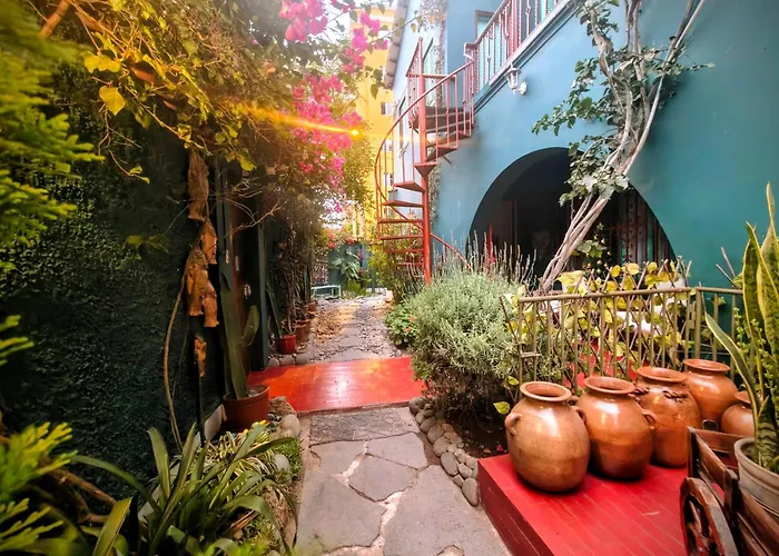 La Casona Azul